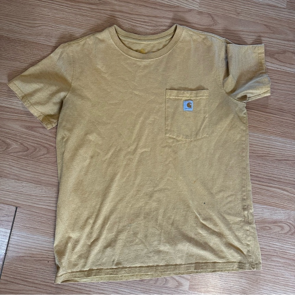 Carhartt women’s loose fit heavyweight gold front pocket short sleeve work wear